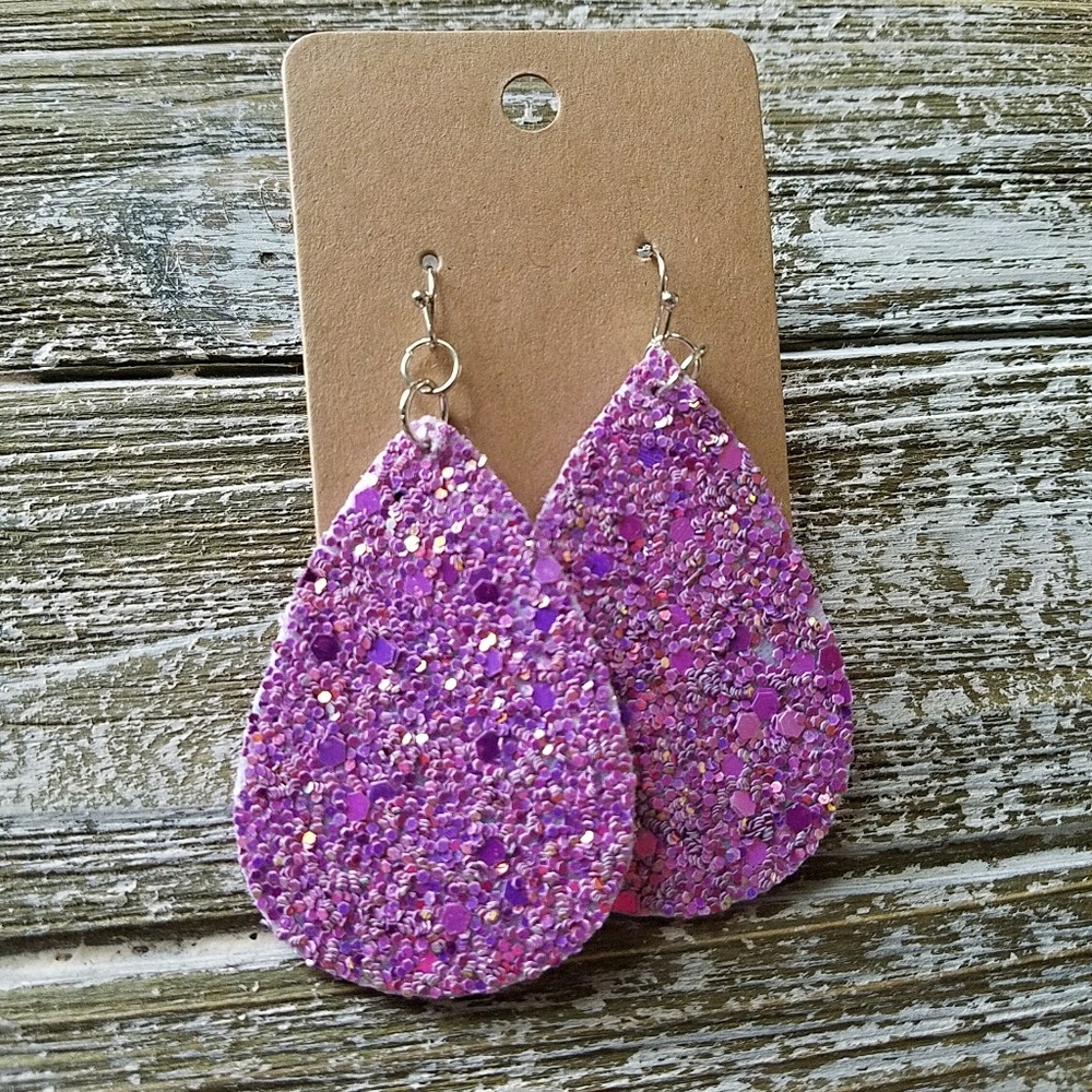 💃5 for $20🕺:Glitter teardrop earrings